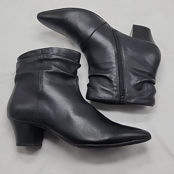 CLARKS TERESA SKIP COLOR BLUE LEATHER ZIP CLOSE ANKLE BOOT WOMEN'S SIZE 10 NWOB - Picture 9 of 16